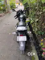 Pulsar 150