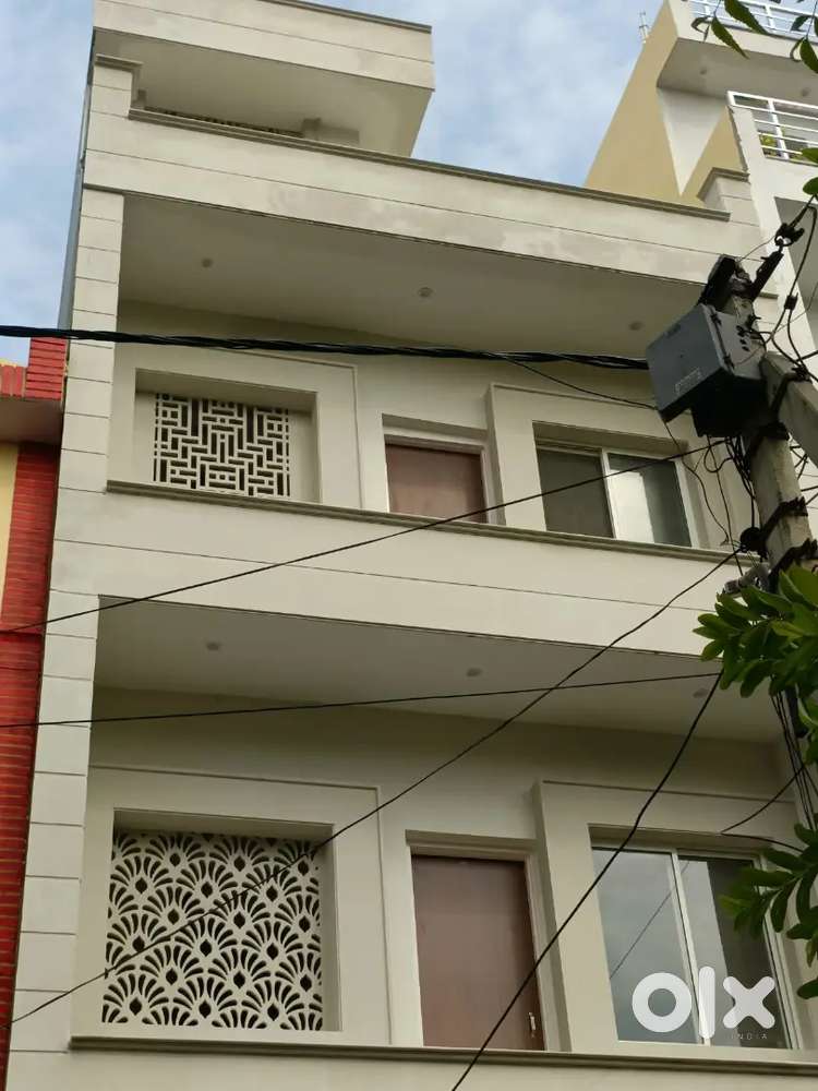 Two Room Set For Rent