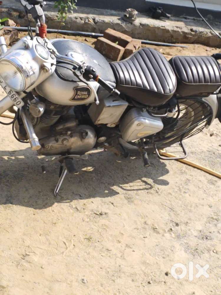 Brand new royal Enfield classic 350...