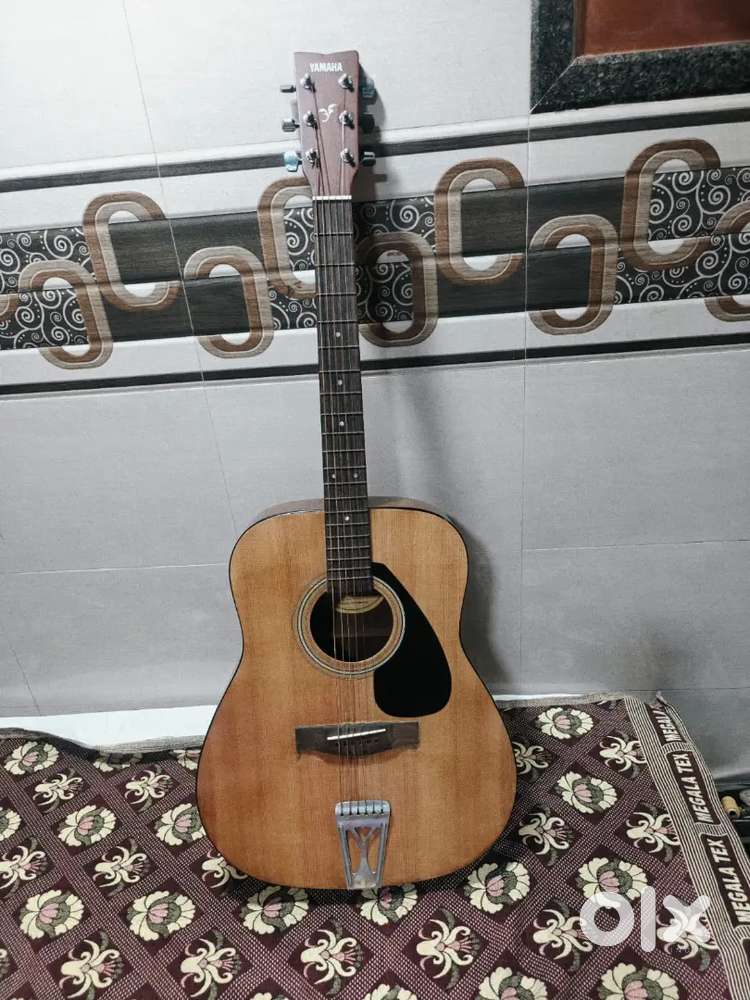 Aquostic Guitar