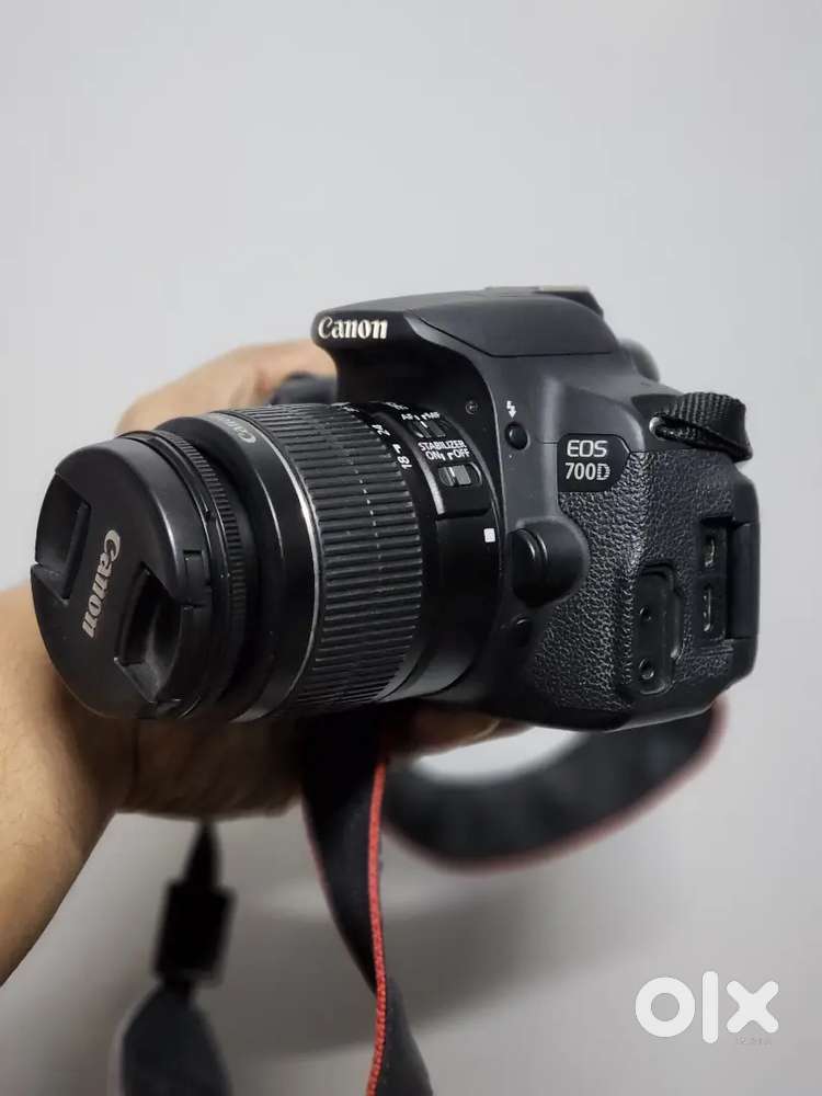 Canon EOS 700D DSLR