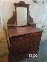 Antique dressing table