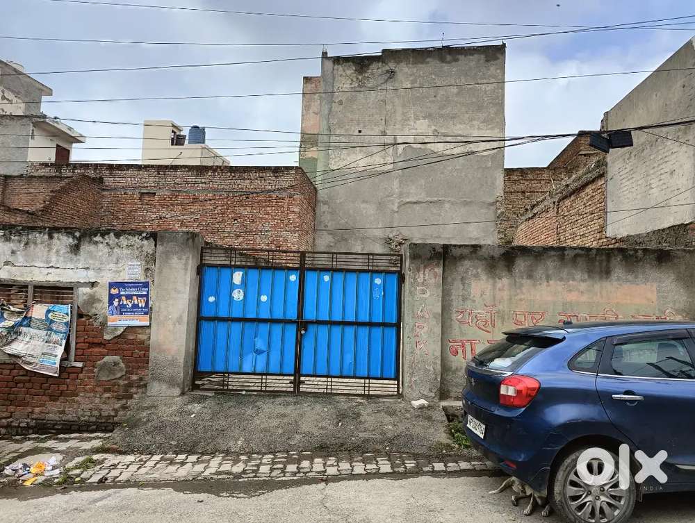 144 gaj plot on 40 feet road