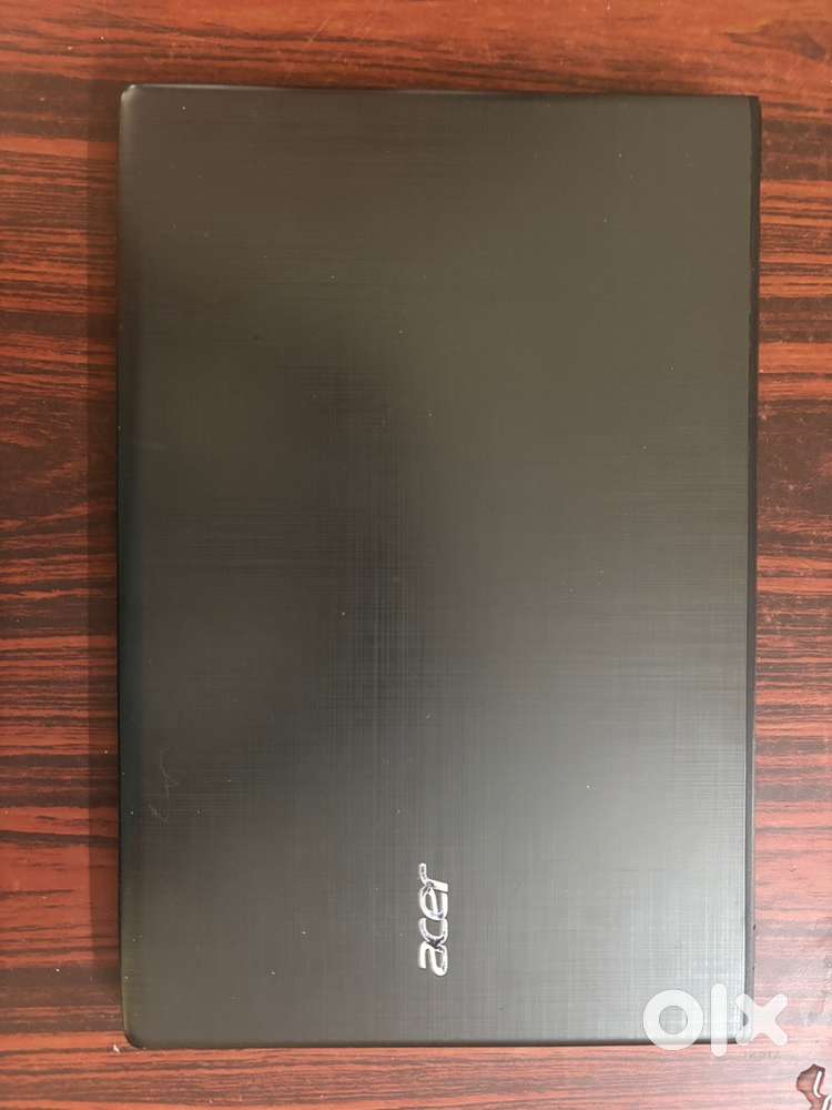 Lap top acer not working , damage on the display , everything else ok
