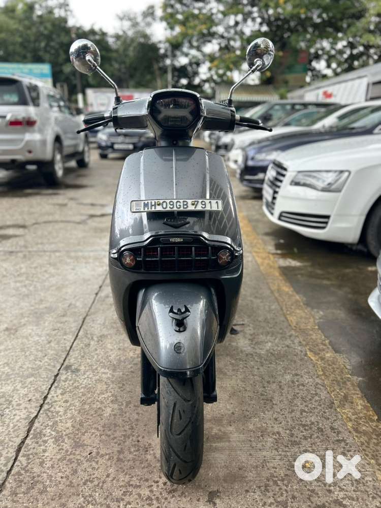 Keeway Sixties I 300i petrol 300 cc scooter super bike of scooter