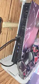 2month old. ps5 slim dics brand new