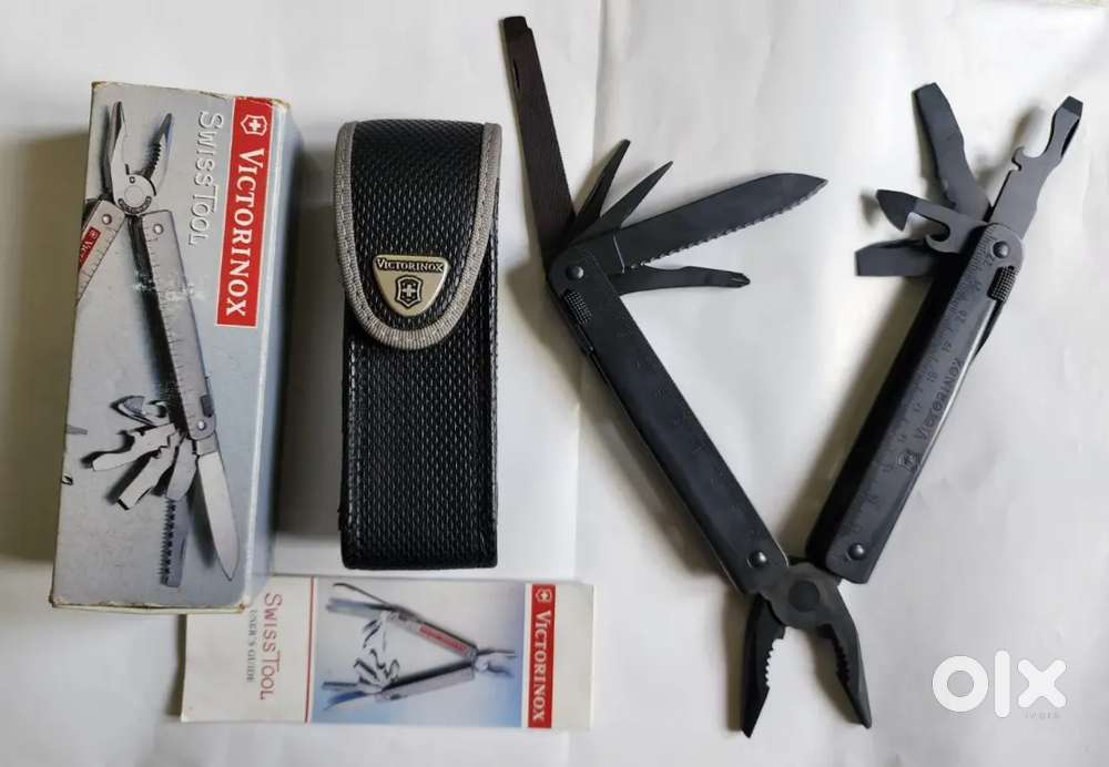 VICTORINOX SWISSTOOL