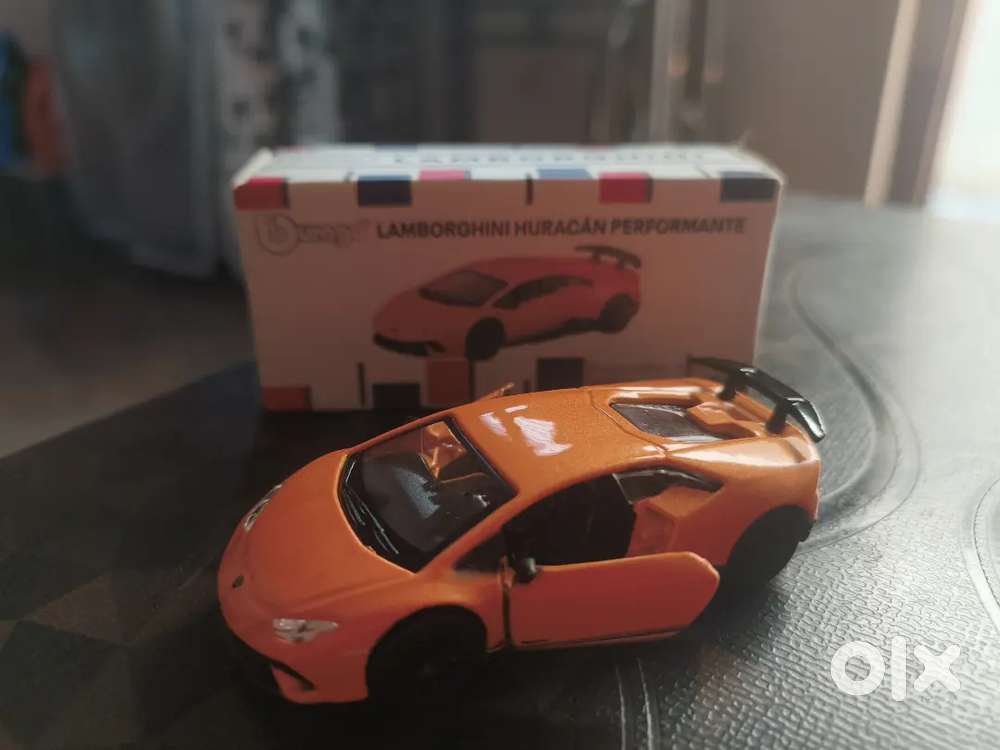 Bburago Lamborghini Huracan Performente 1/64