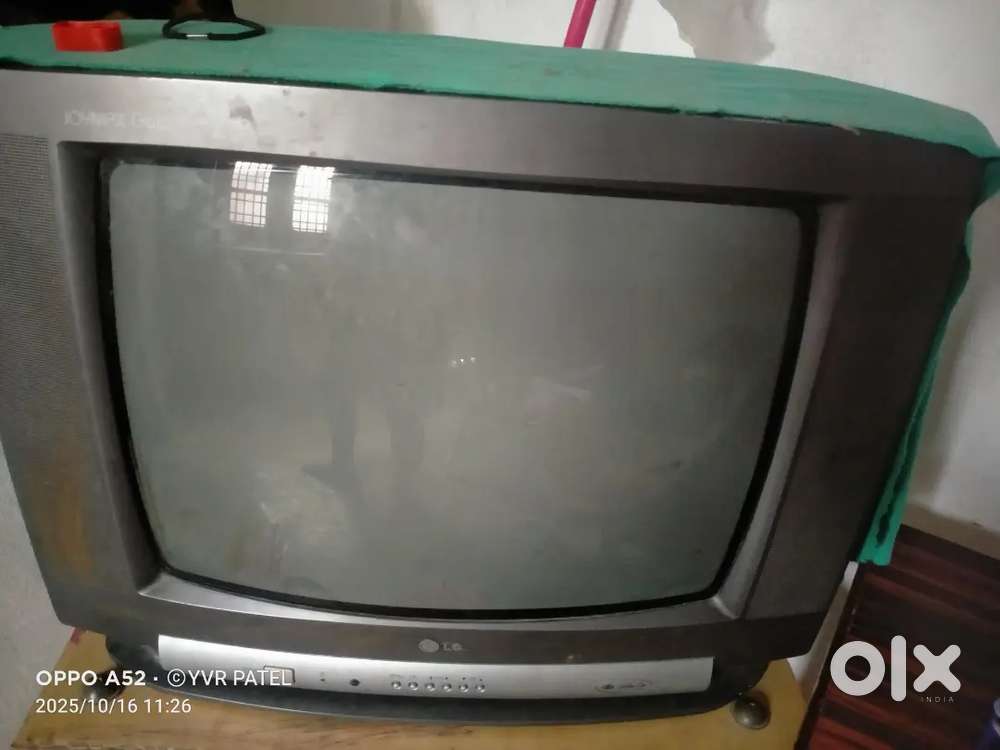 LG TV good condition