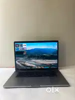 Macbook pro 2019. 15 inch, 16 gb/ 512 gb storage