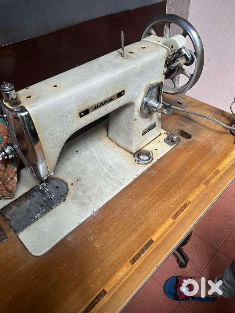 Stitching machine