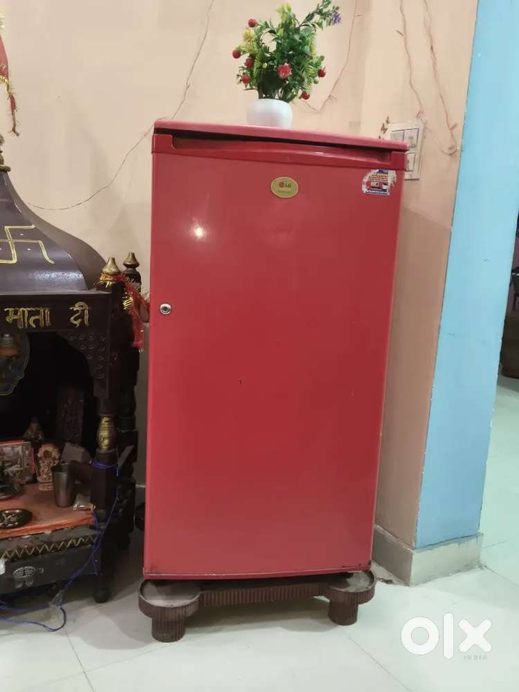 LG(180litre) fridge in good condition