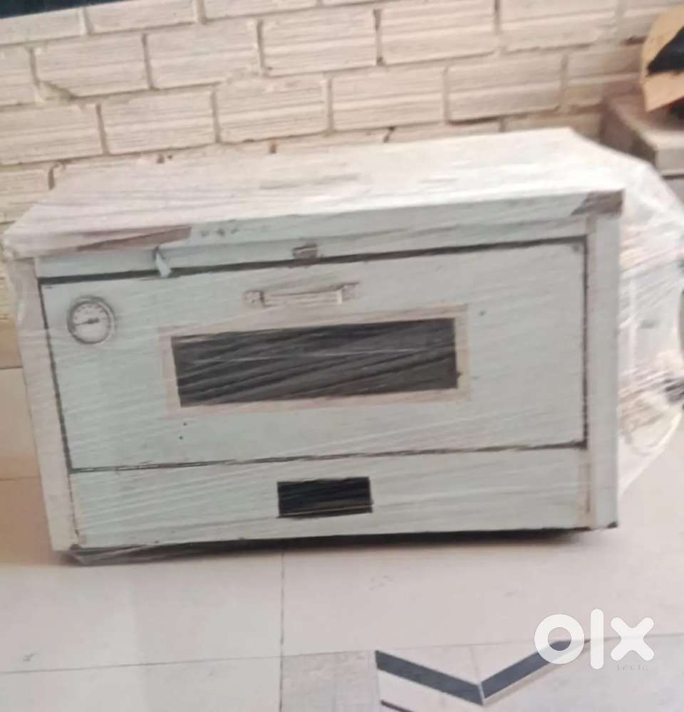 Pizza machine oven