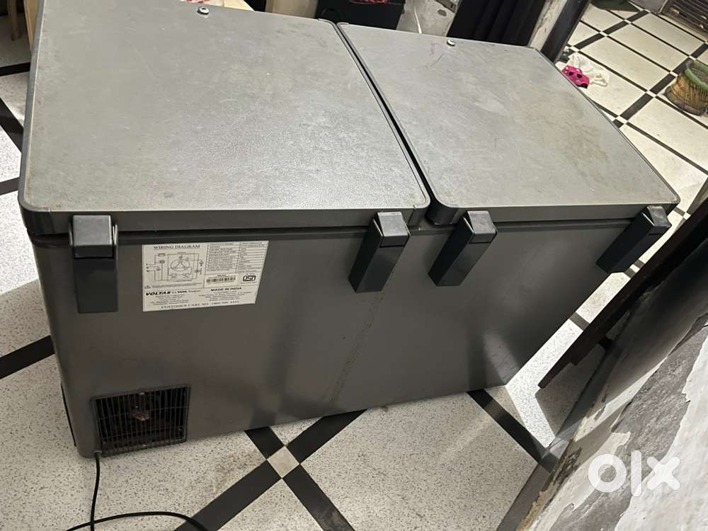 Voltas Tata 320 Litre Only 9 Month old use Only 1 month