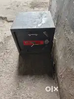 Safe tijori