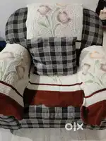 2 sofa chairs