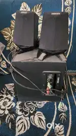 Speakers with woofer