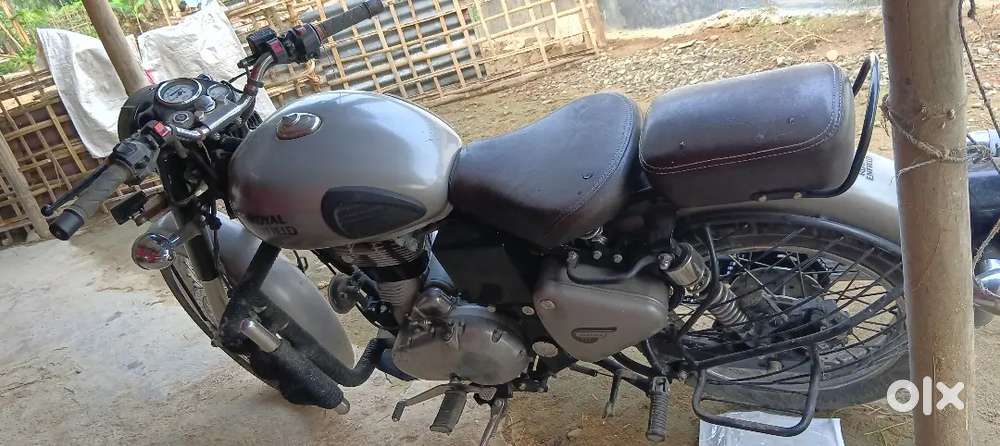 Well maintained bike classic 350