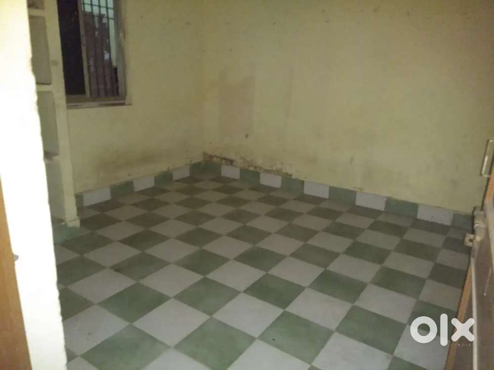 Rent For 1BHK(Only Boys Bachelor) Nh Side Rasulgarh Square