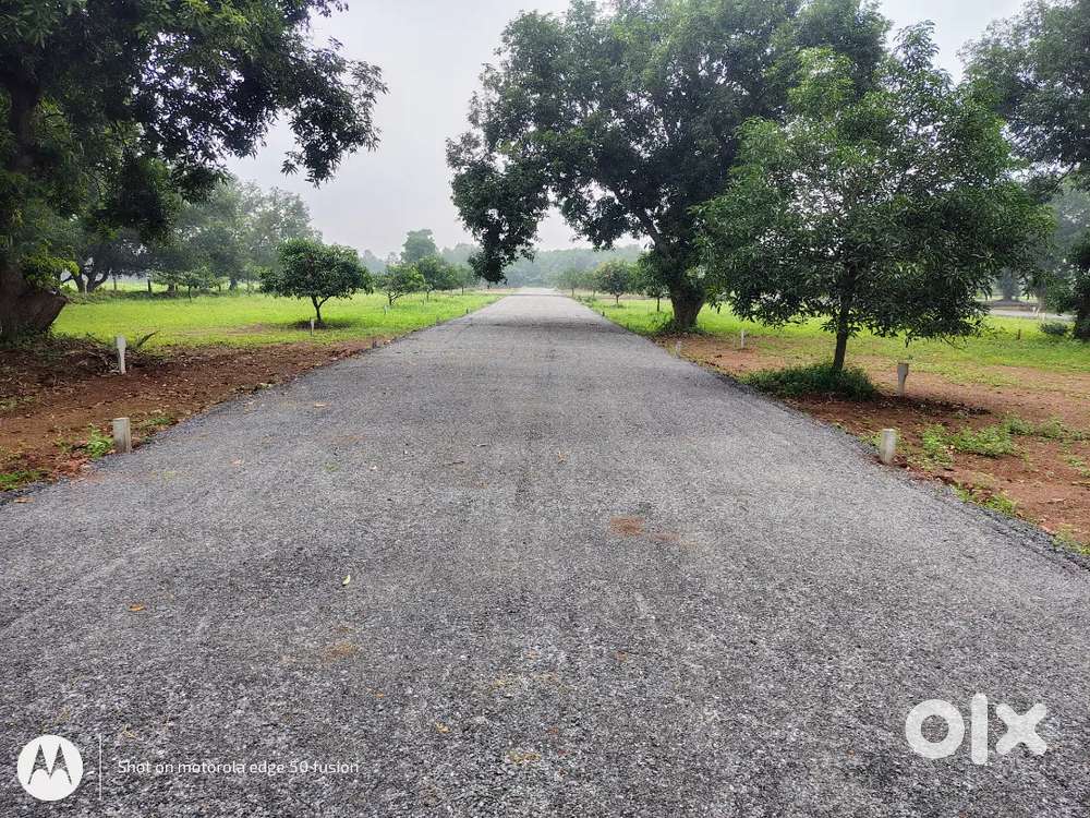 Mallavalli దగ్గర, instalment plots