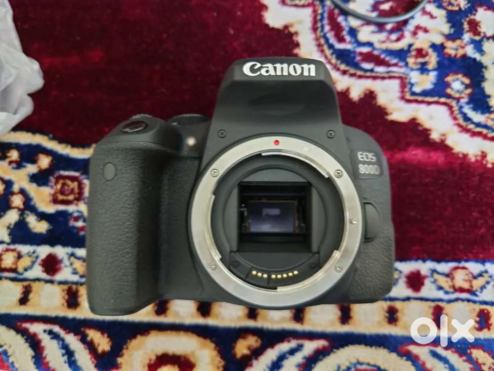Canon 800D