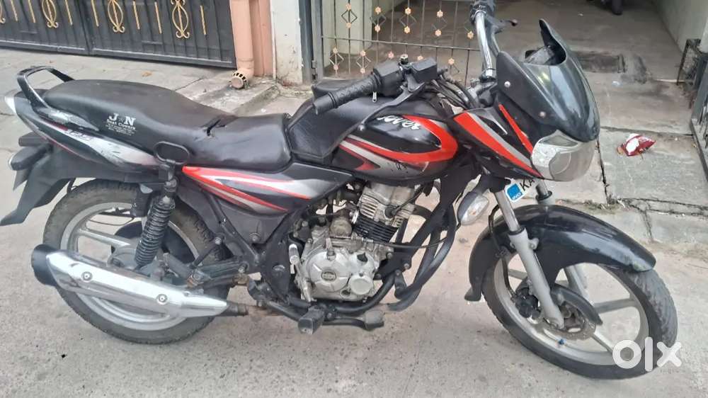 Bajaj Discover 125cc 1st Owner Insurance Running Bs4