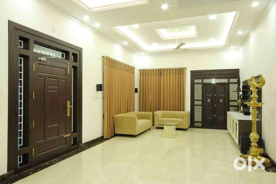 SPACIOUS, MODERN Independent House for sale in coimbatore