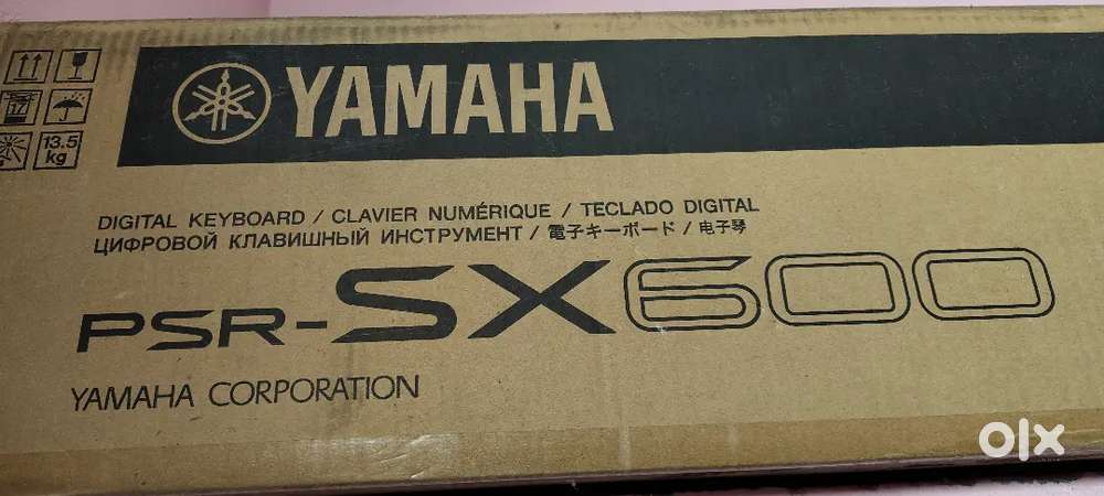 Yamaha  psr sx 600