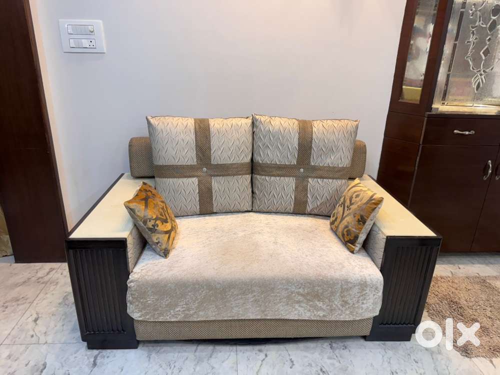 Premium 2-Seater Sofa Set – Total 4 Seats (Pair Sale)