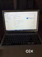 ACER 4gb Ram 300 gb ssd