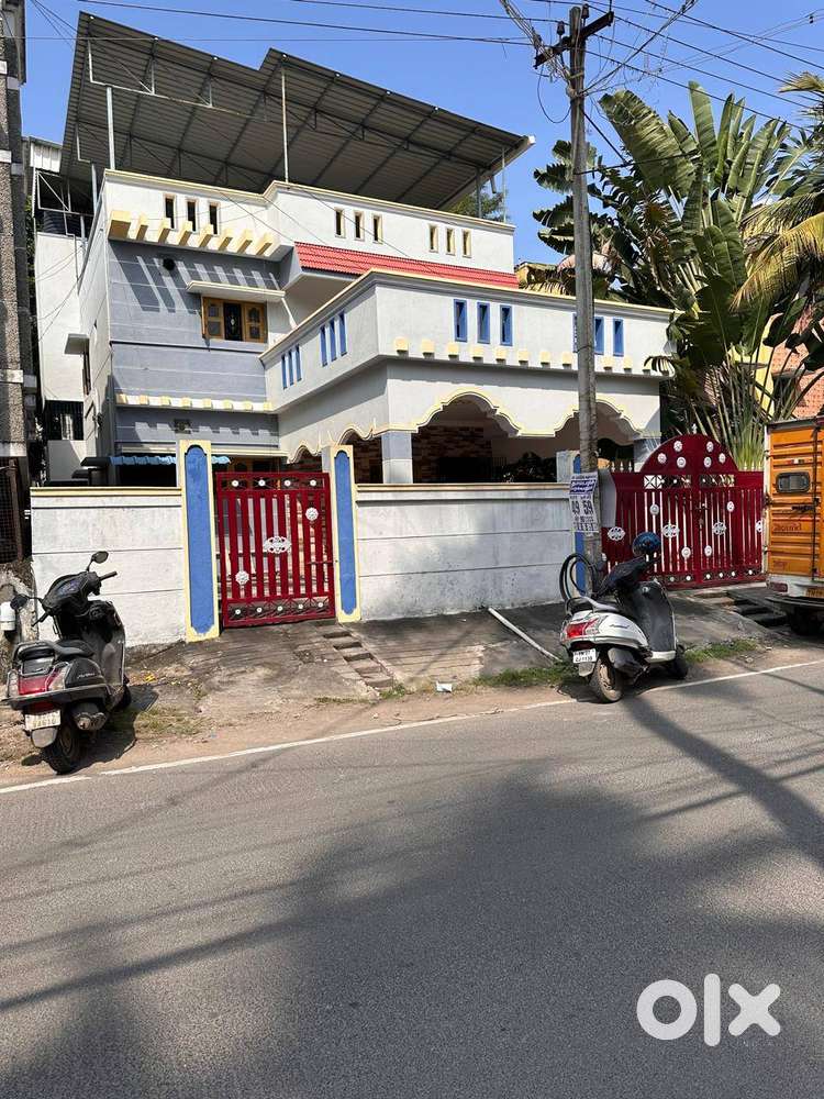 Adambakkam house for sale- New colony main 40ft road, Nr Temple,