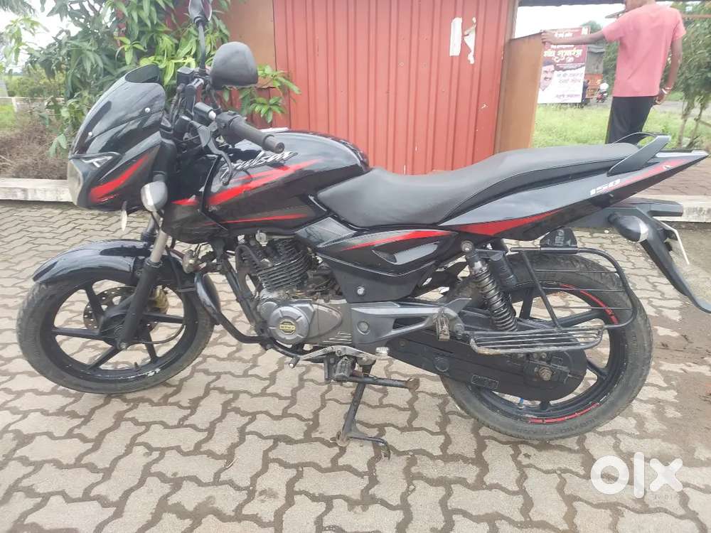 Bajaj pulsar only 21k running both tyre new sell arjunt