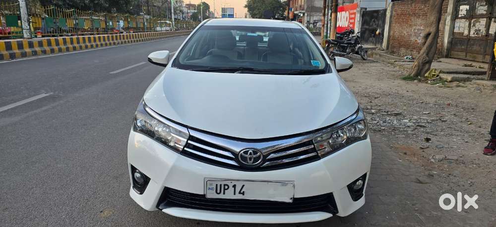 Toyota Corolla Altis 2013-2017 G AT, 2015, Petrol