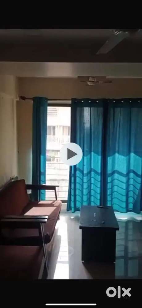 Urgent sale my Goregaon flat and I have video no picture I have one pi