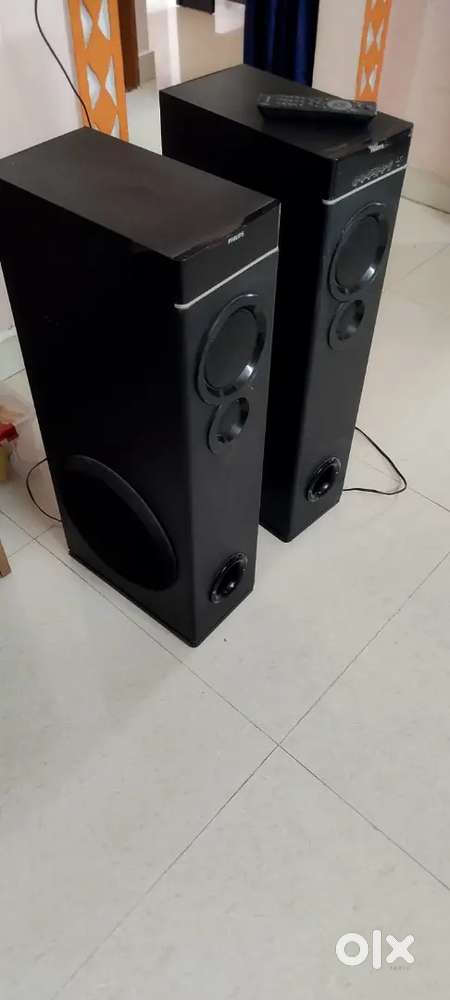 Philips SPA9085 Tower Speakers 100W PowerfulSound Excellent Condition