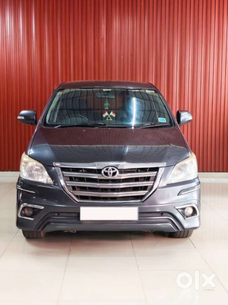 Toyota Innova 2.5 V 7 STR, 2015, Diesel