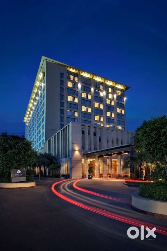 Fresher Ke Liye Hamare Pas Job or Room Dono Available Hai