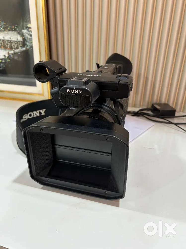Sony PXW - Z190 4K XDCAM PROFESSIONAL CAMCORDER - EXCELLENT CONDITION