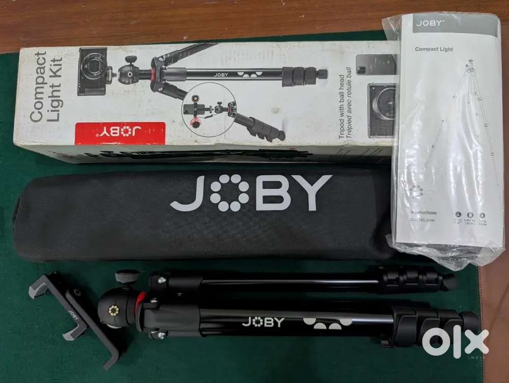 JOBY JB01760-BWW 131cm Adjustable Tripod for Mobile and Camera