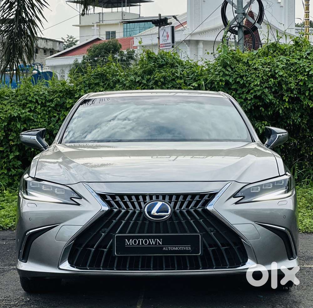 Lexus ES 300h Luxury, 2022, Petrol