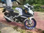 R15 M, quick shifter