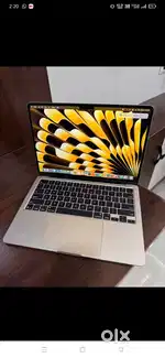 Selling apple macbook m4 brand new