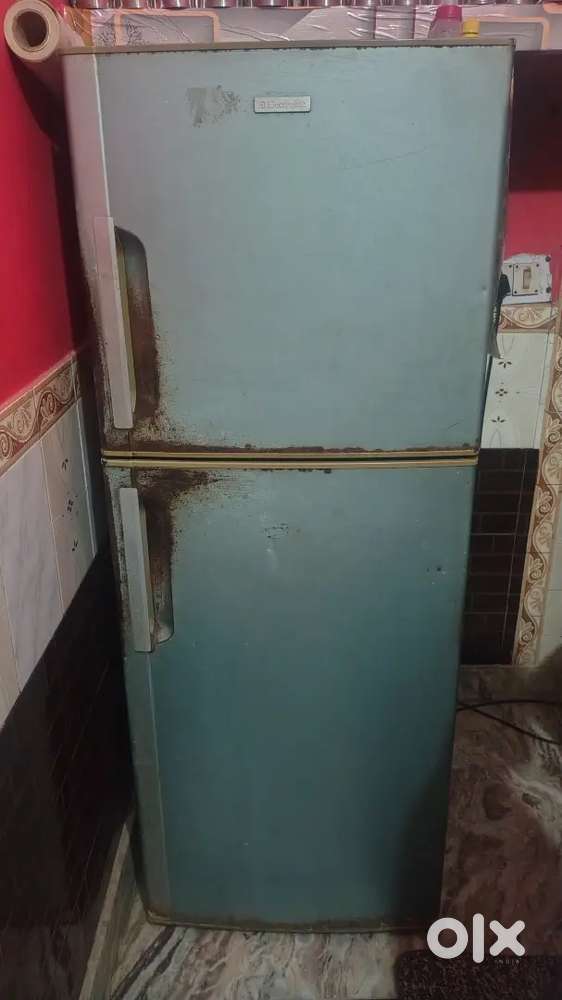 Electrolux refrigerator