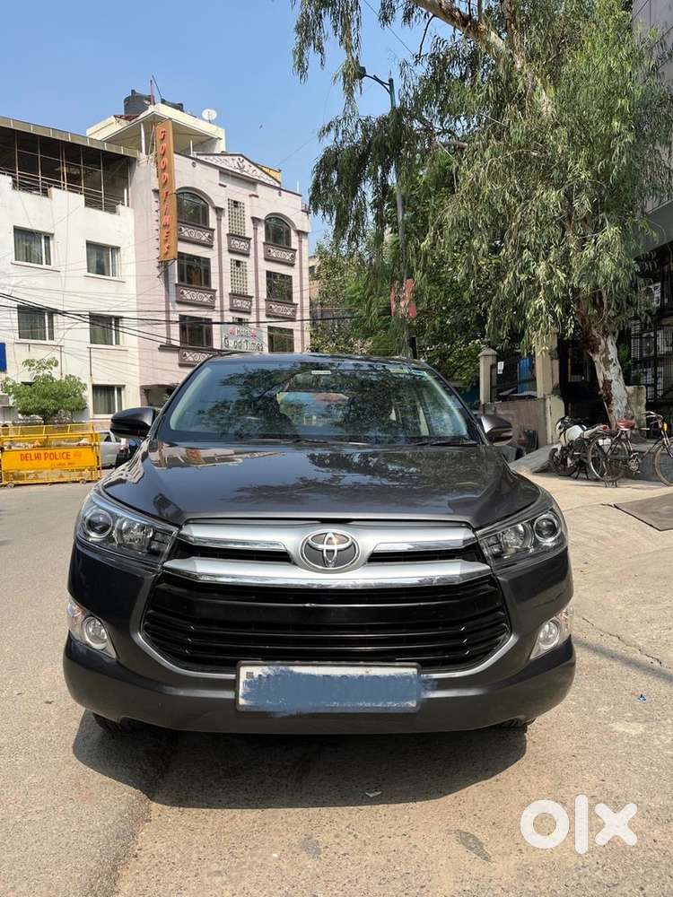 INNOVA Crysta V 2018 Urgent Sale Single Owner