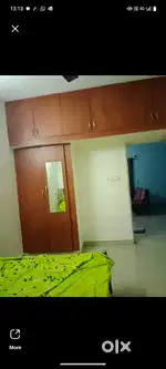 Single room vacant in 3 bhk apartment for females