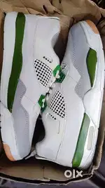 Air jordan 4 retro green men,s shoes size 7