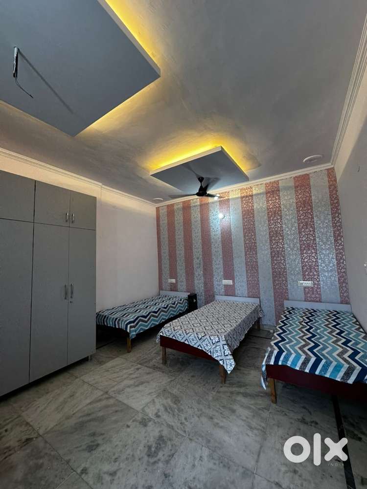 PG FOR BOYS AND GIRL