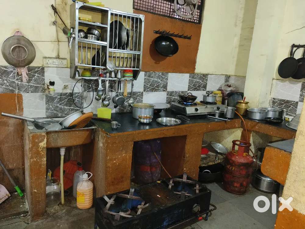 Need couple for Cooking in boy's hostel
