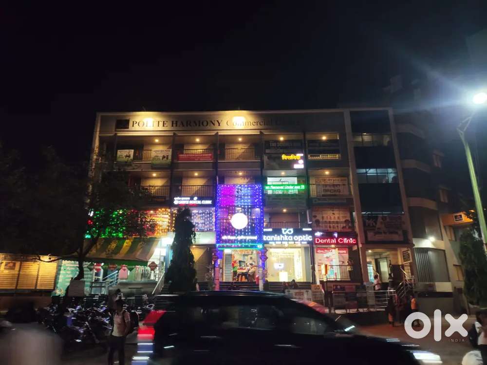 PRIME ROAD TOUCH COMMERCIAL SHOP FOR SALE