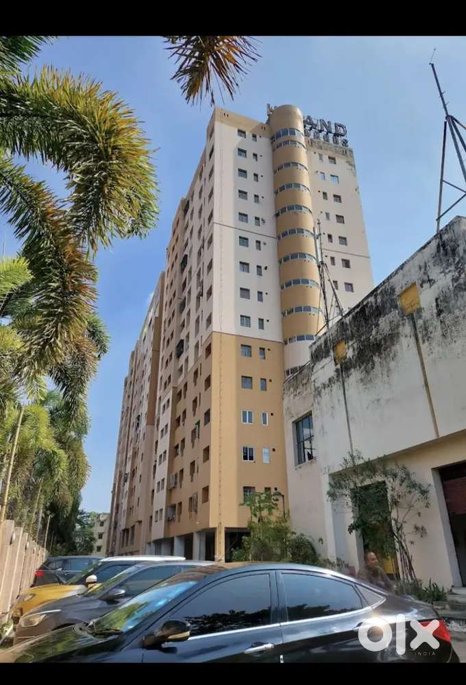 2bhk semi furnished ready to move flat for sell